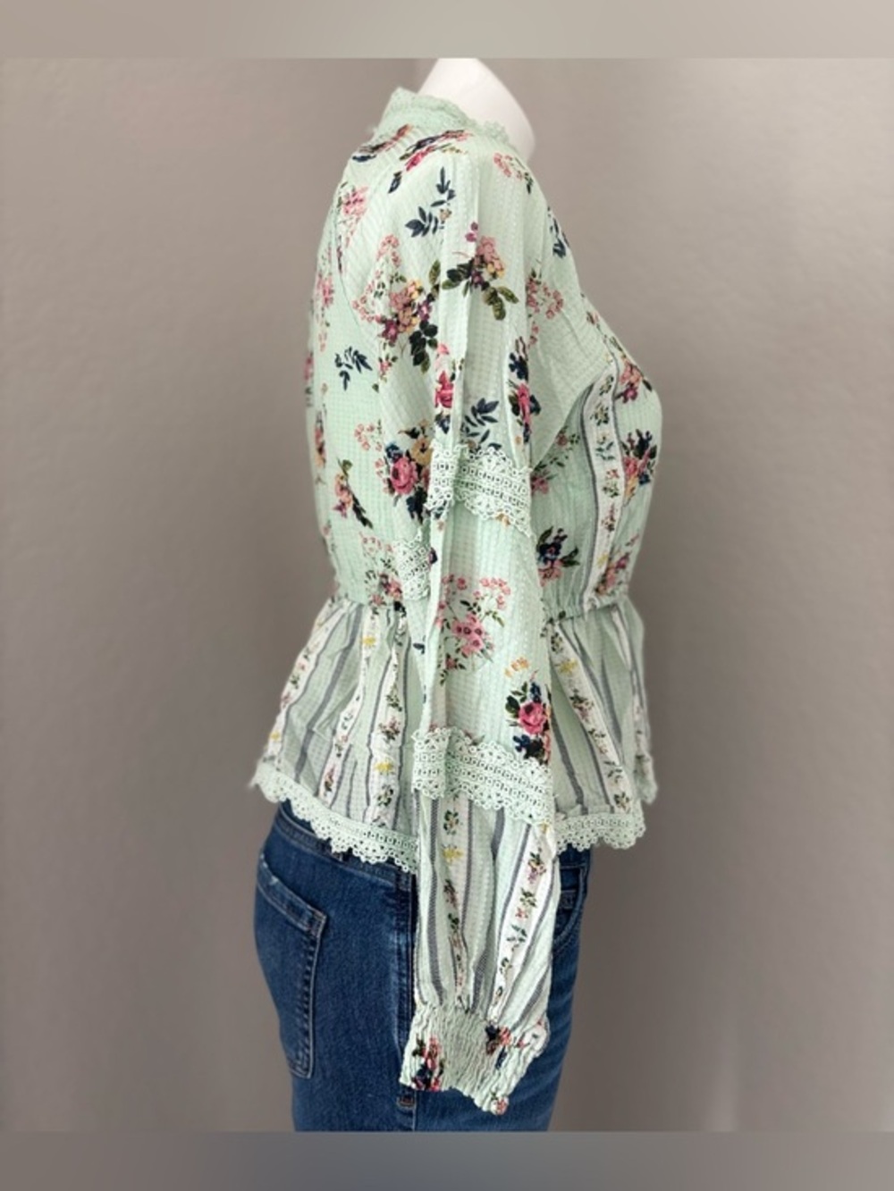 Anthropologie Hemant & Nandita Top Amour Floral Lace Romantic Peplum Cottage - Picture 3 of 6